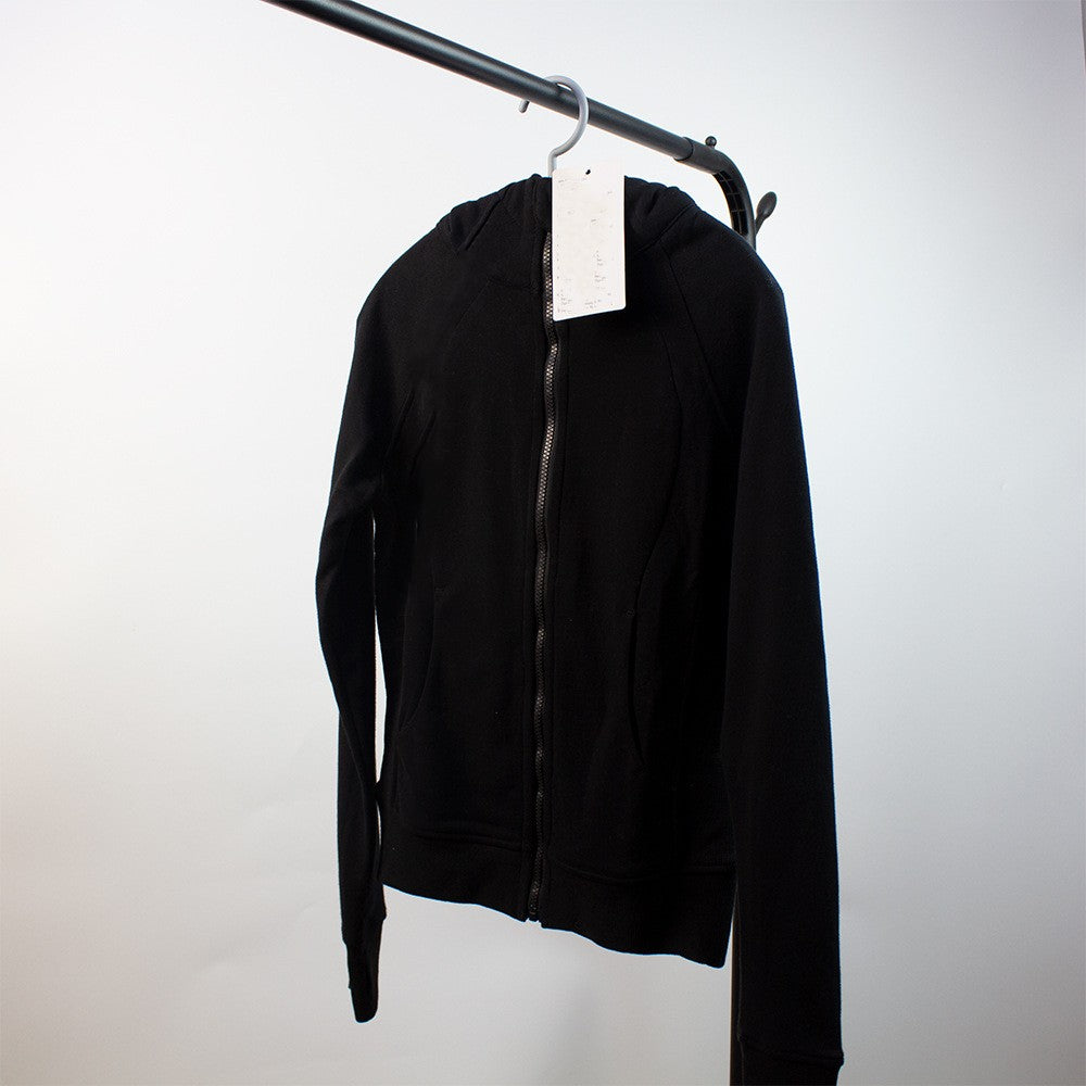 3151# Hoodied jackets