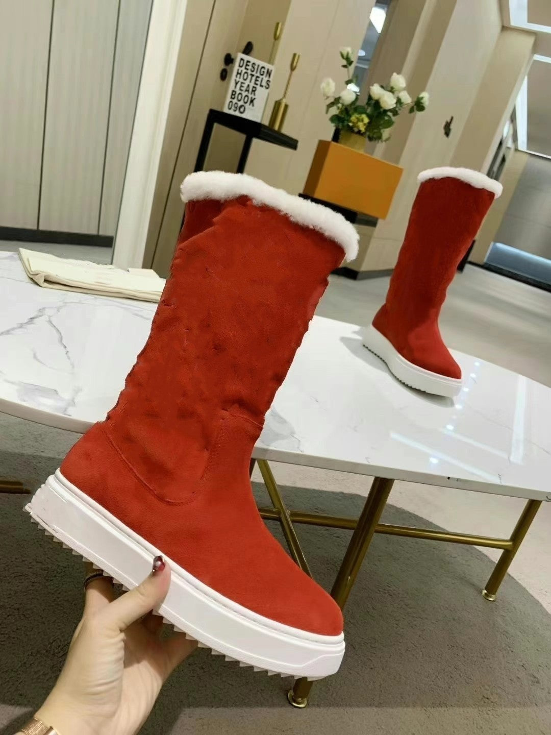 3435# Real sheep Fur leather boots