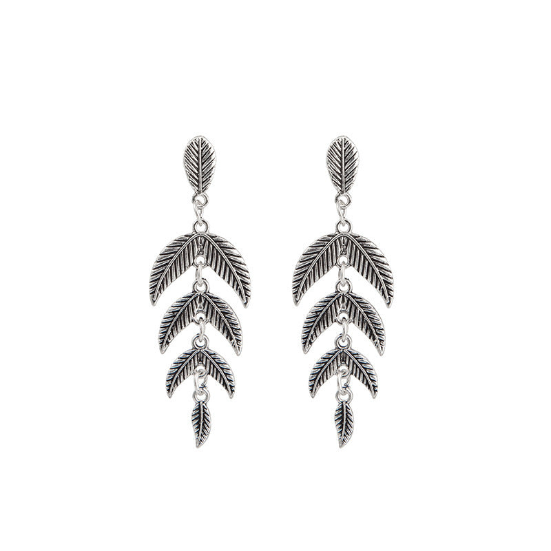 2099# T Earrings