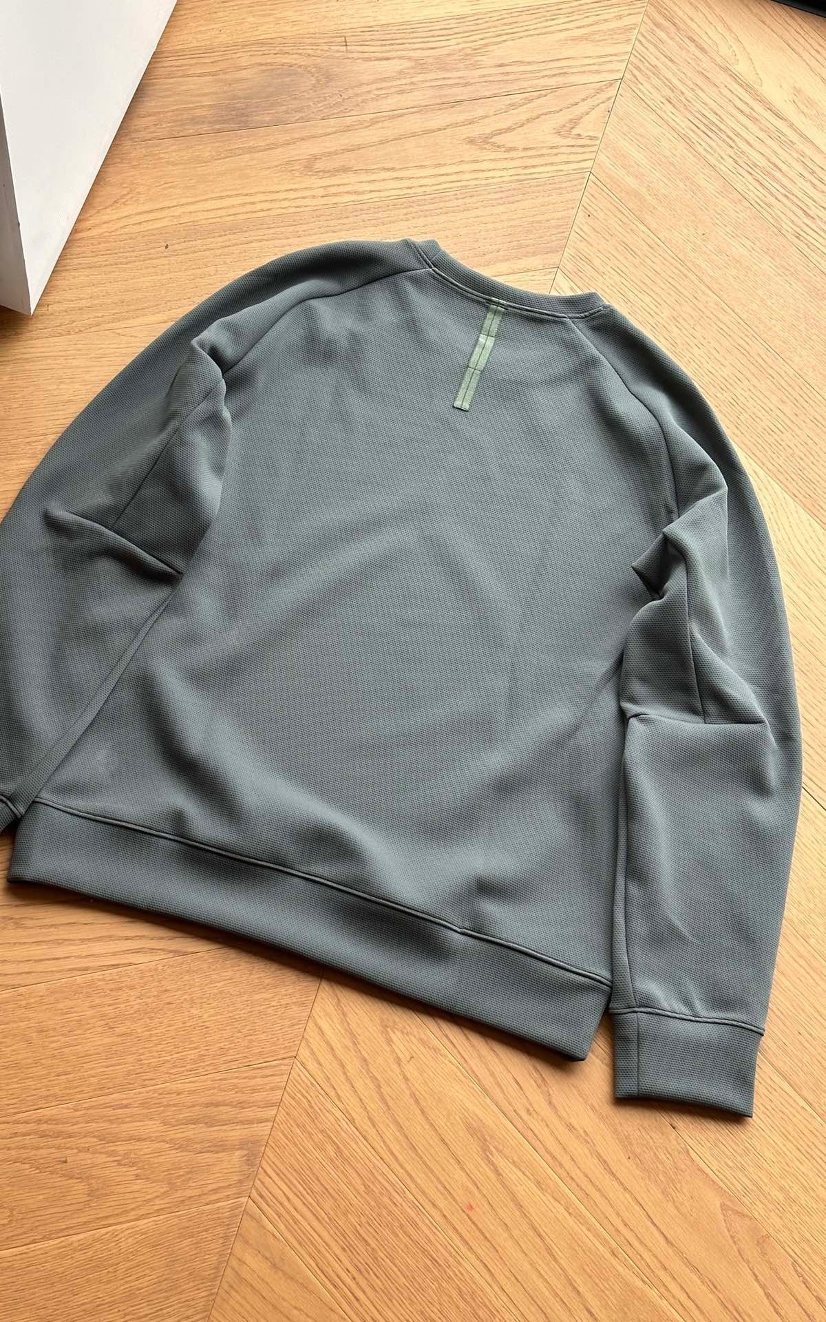 L3658# GX Round-Neck Sweatshirts