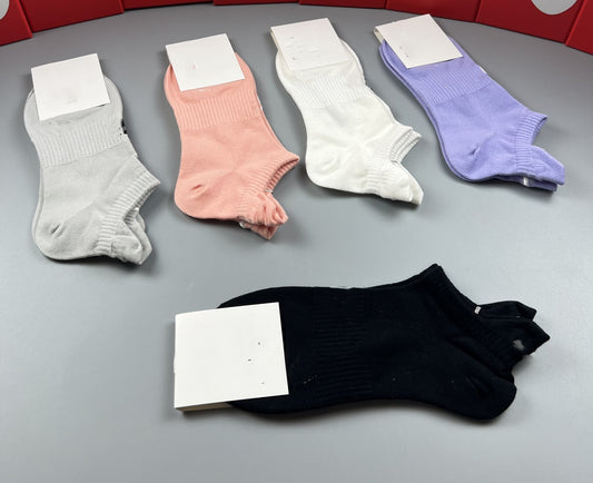 E3588# Unisex Socks 5Pairs/Set