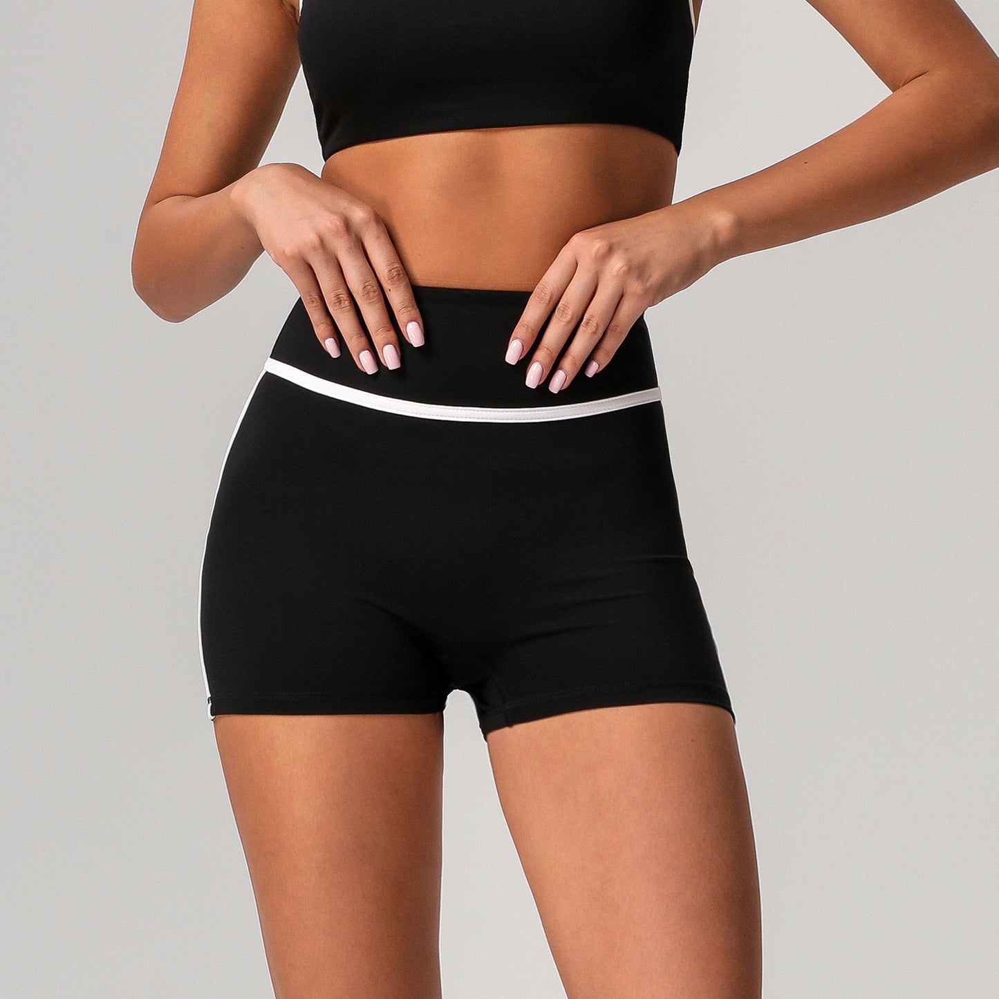 676# A Women Yoga Bra Shorts Set