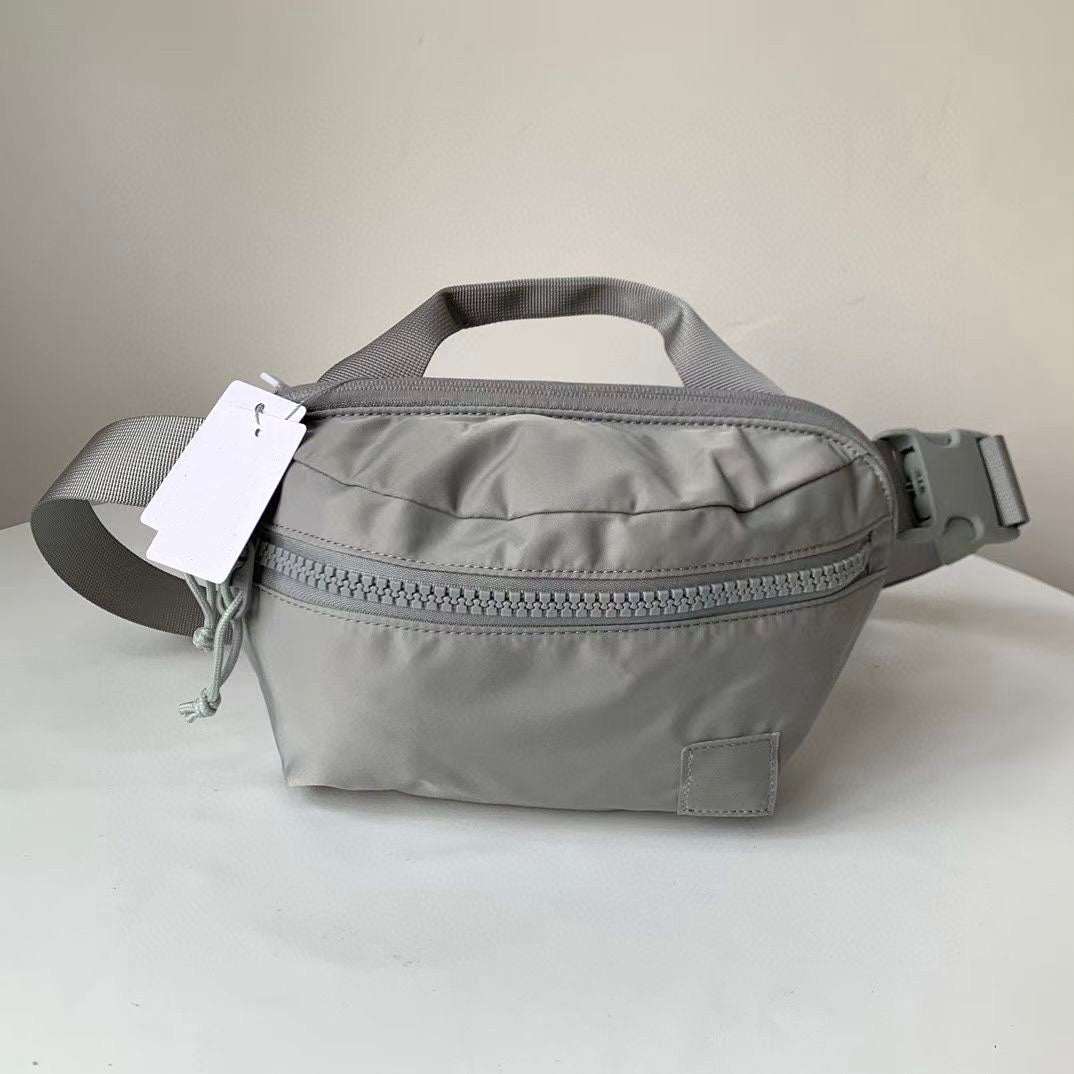 L3795#XY 2.5L Belt Bag