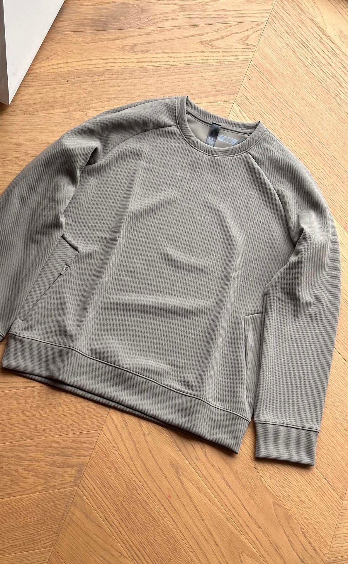 L3658# GX Round-Neck Sweatshirts