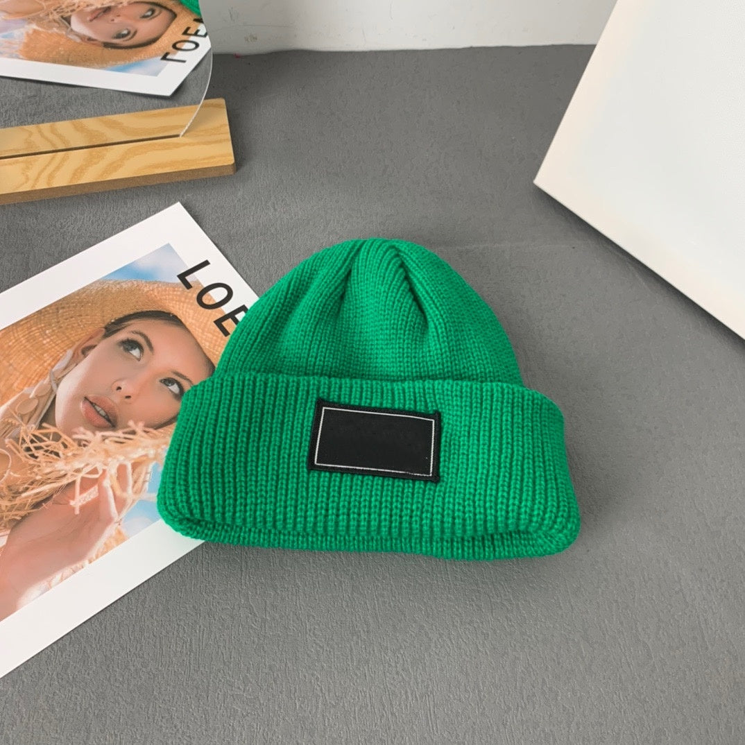 E1013#  Knitted hat