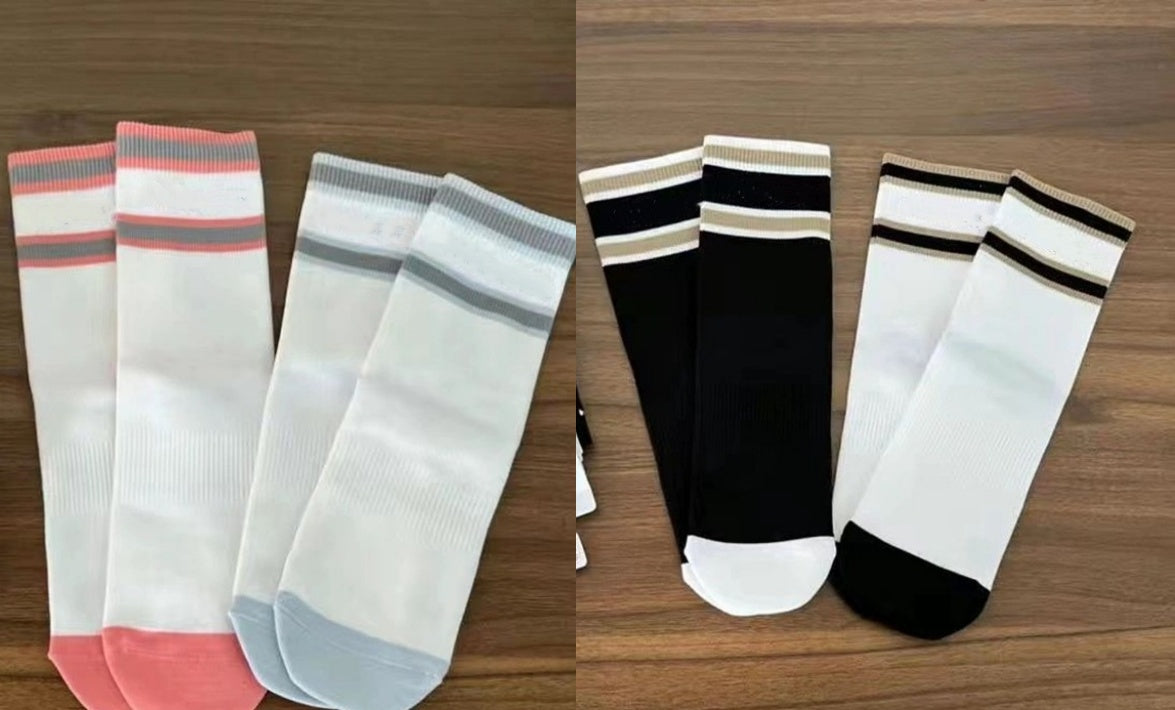 L3765# Unisex Yoga Socks 4 Pairs/Set