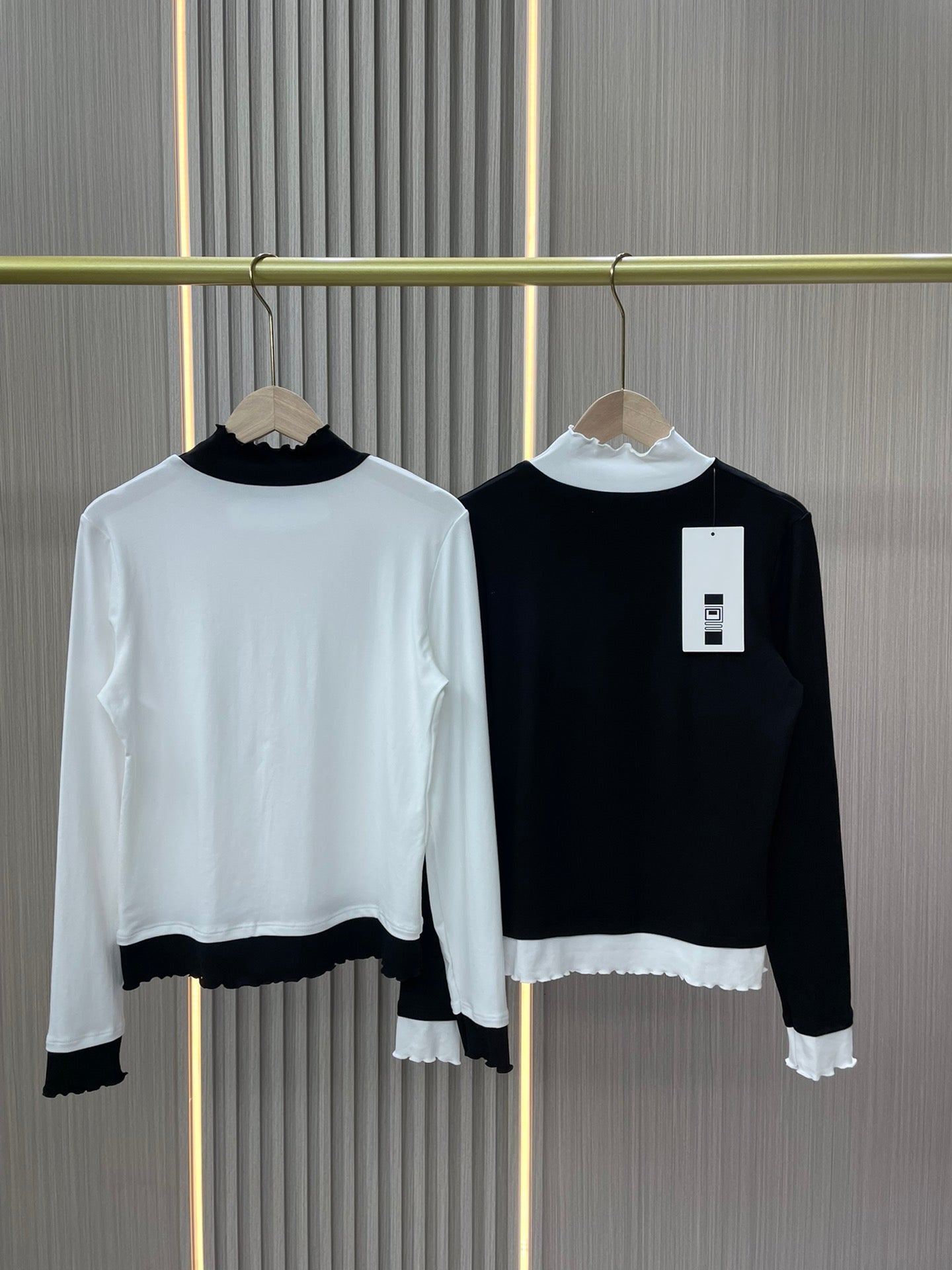 L3254#   Women Long Sleeve Shirts 2pcs/lot