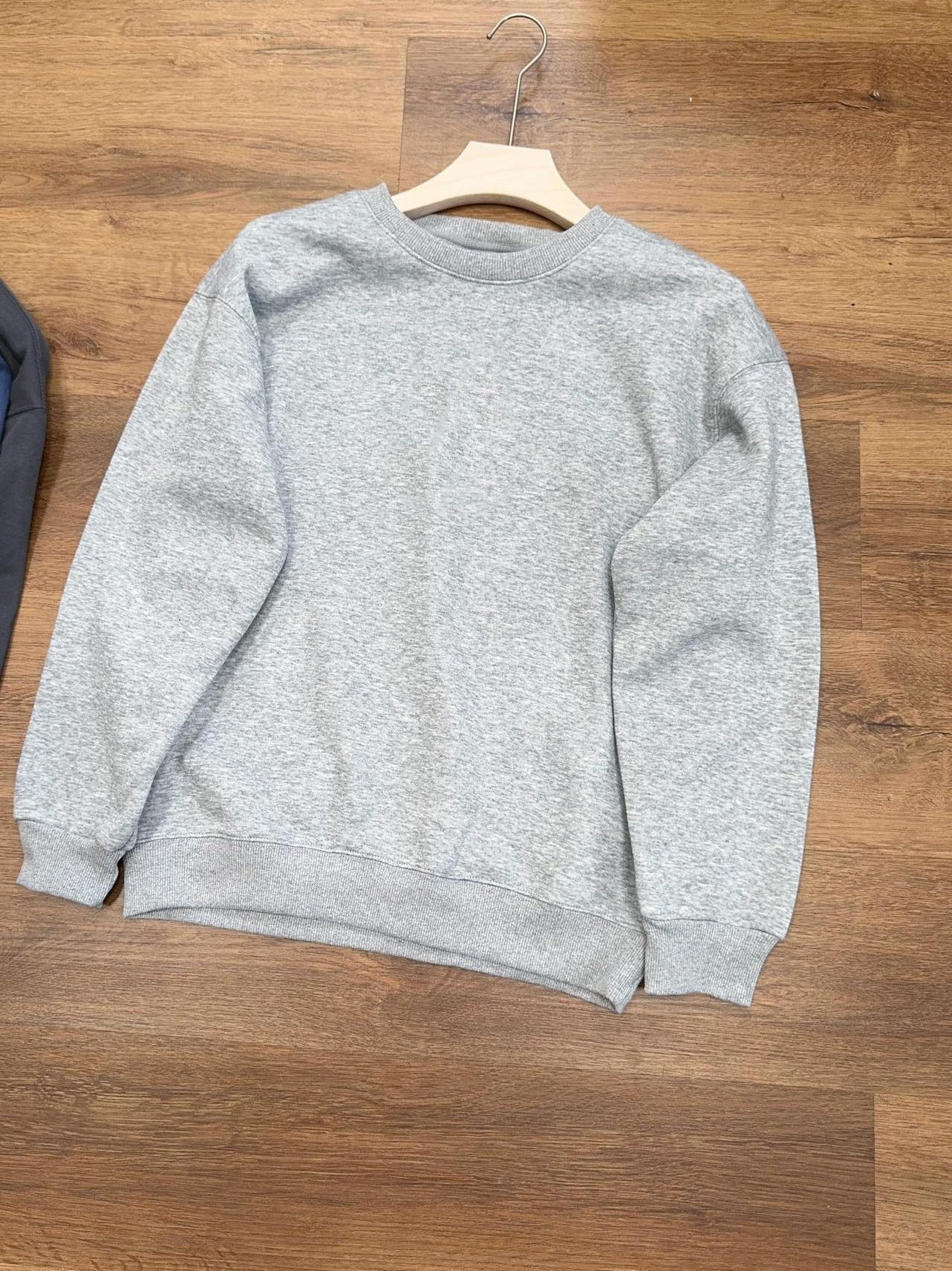 E3776# Silver fox wool sweatshirts