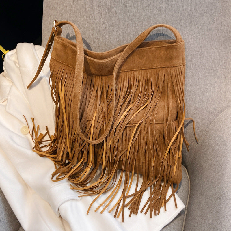 2075# Tassel bag