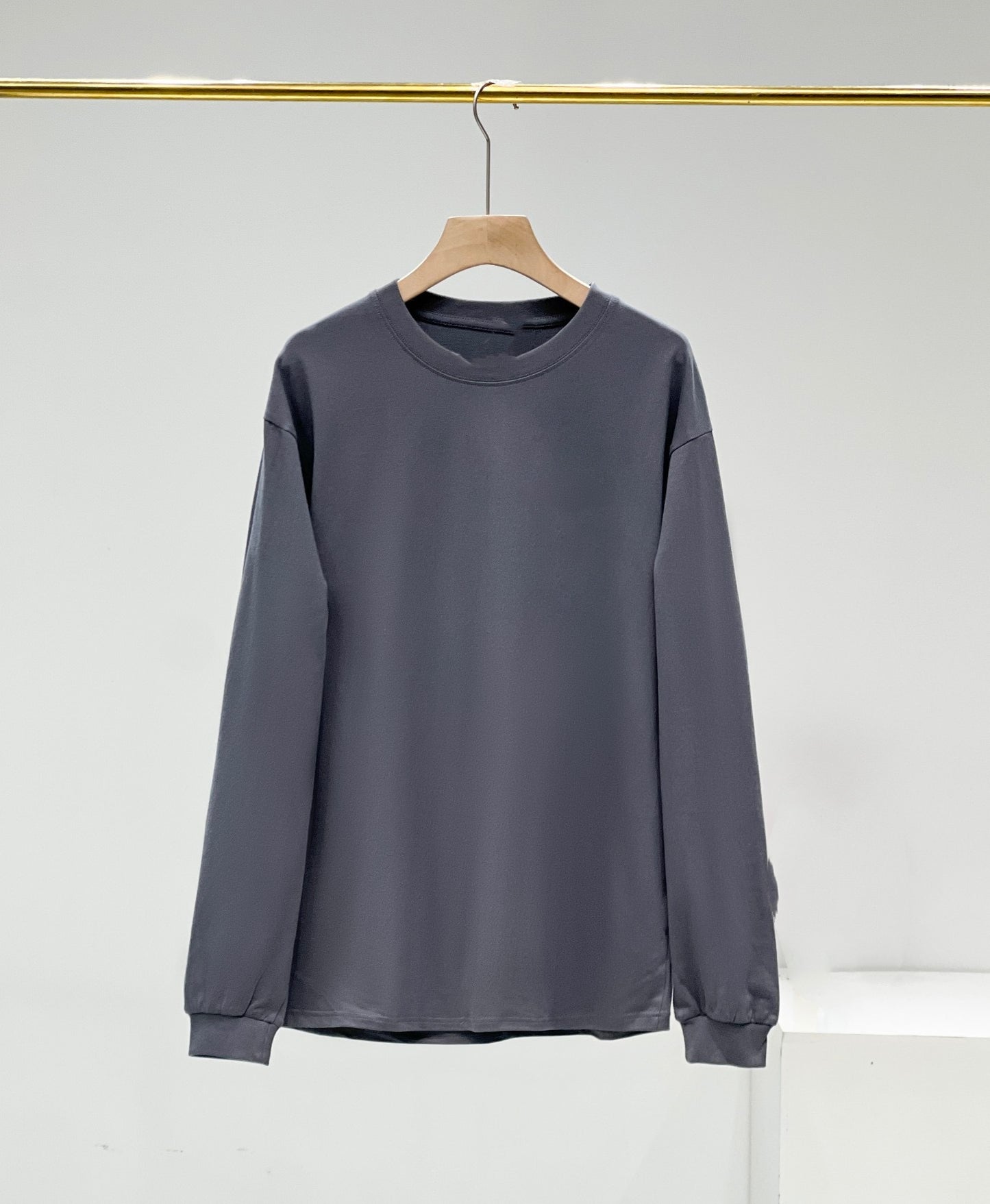 E2962#  Unisex Long Sleeve Shirts