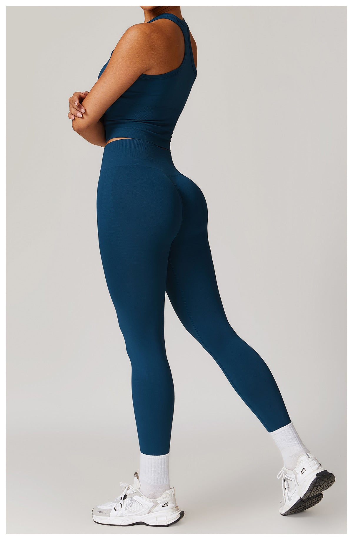 498# A Women Yoga Tank Pants Set